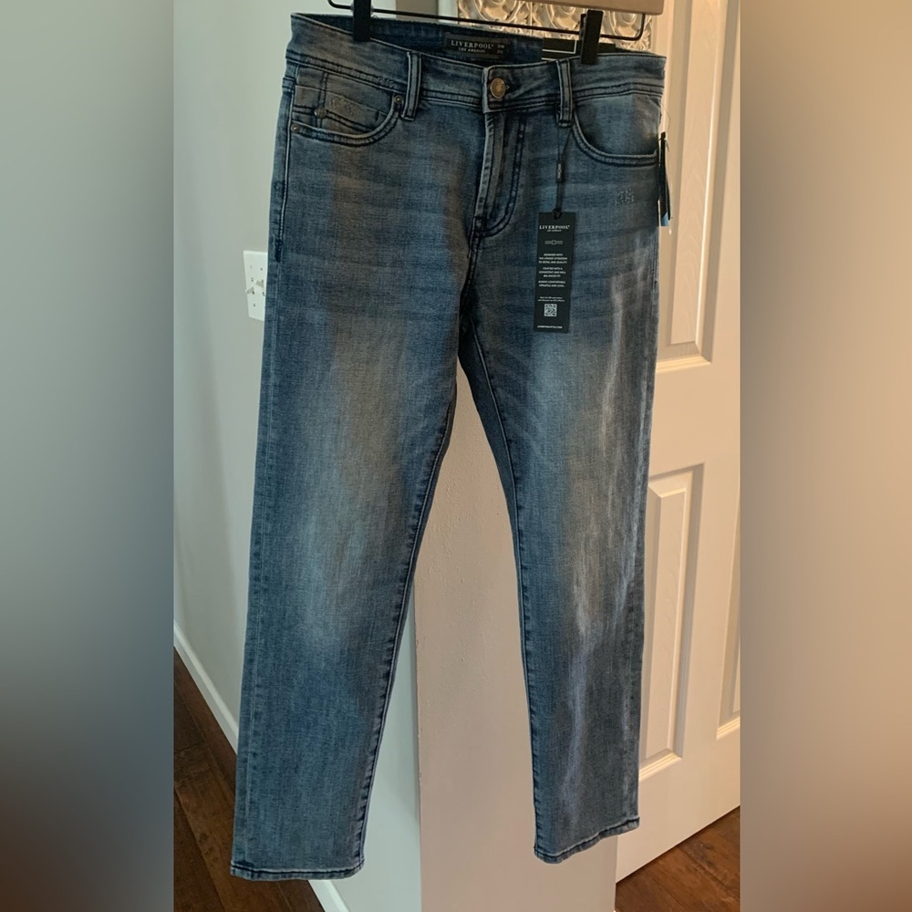 Women’s Liverpool Blue Bond ECO Skinny Jeans NWT - SZ 30 X 30